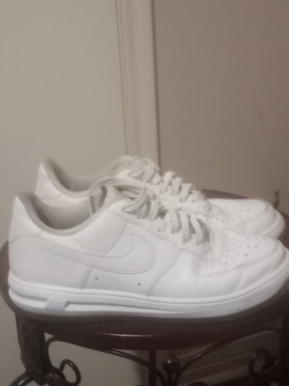 Nike Men’s Lunar Force 1 White Leather Shoes Sneakers Size 9 654256-100